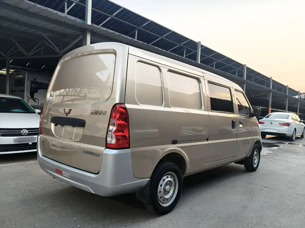 Wuling Rongguang — миниатюра 26