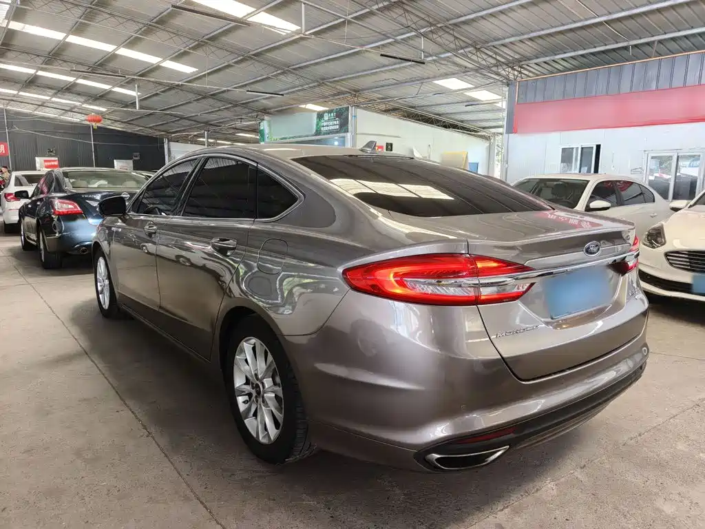 Ford Mondeo — миниатюра 5