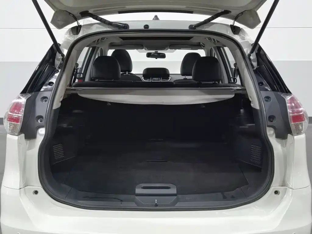 Nissan X-Trail — миниатюра 16