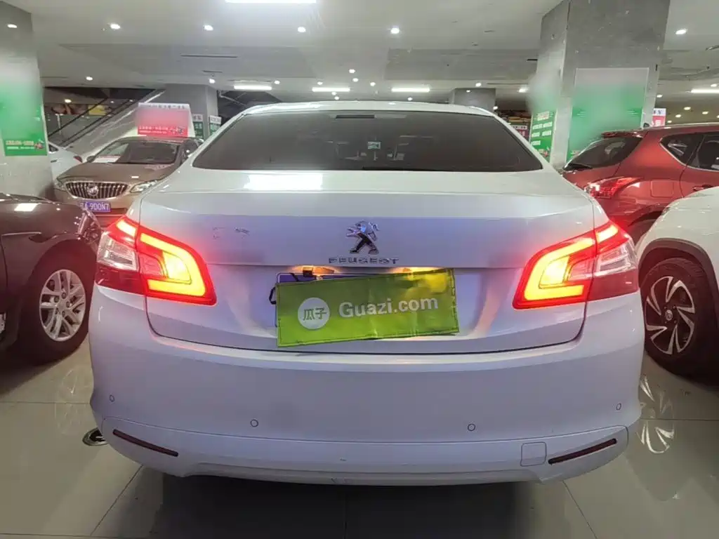 Peugeot 408 — миниатюра 6