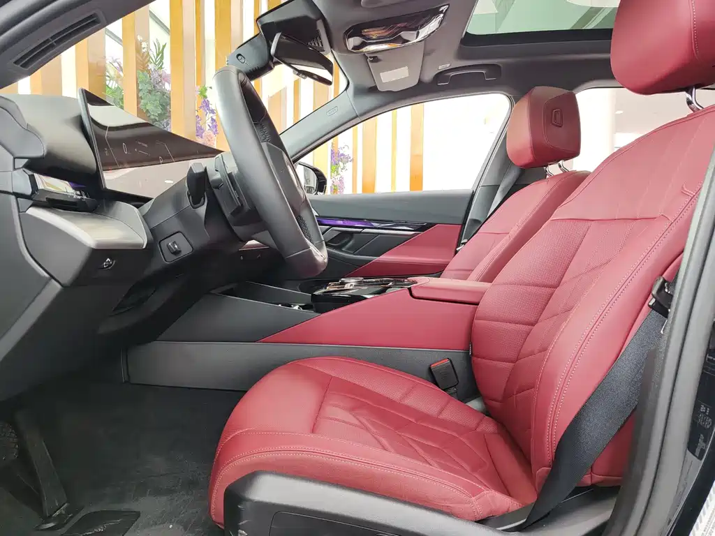 BMW 5 Series 5 2025 530Li Lead M Sport