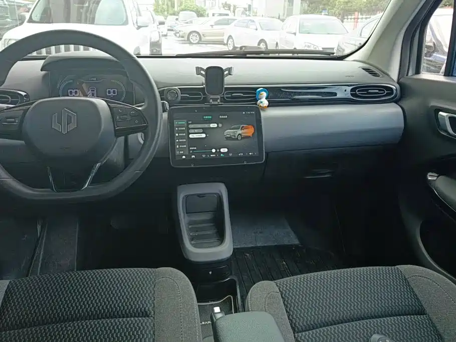 Leapmotor Leapmotor T03 — миниатюра 13