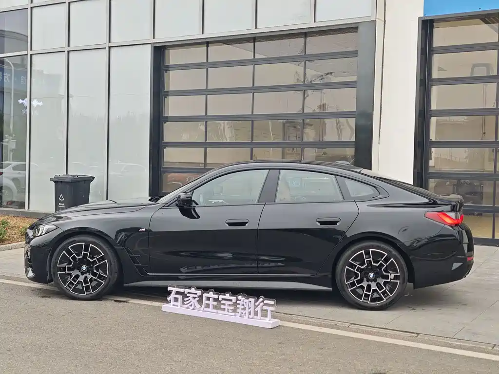 BMW 4 Series — миниатюра 7