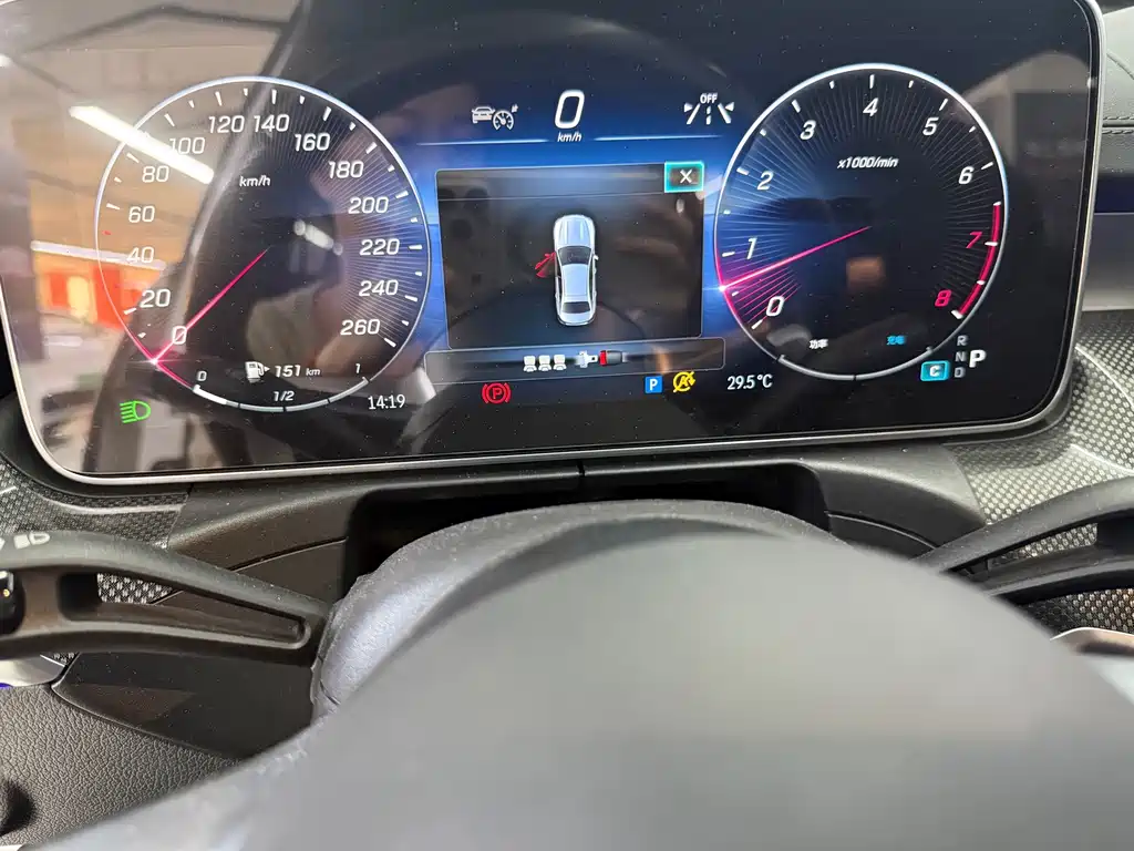 Mercedes-Benz C-Class — миниатюра 10
