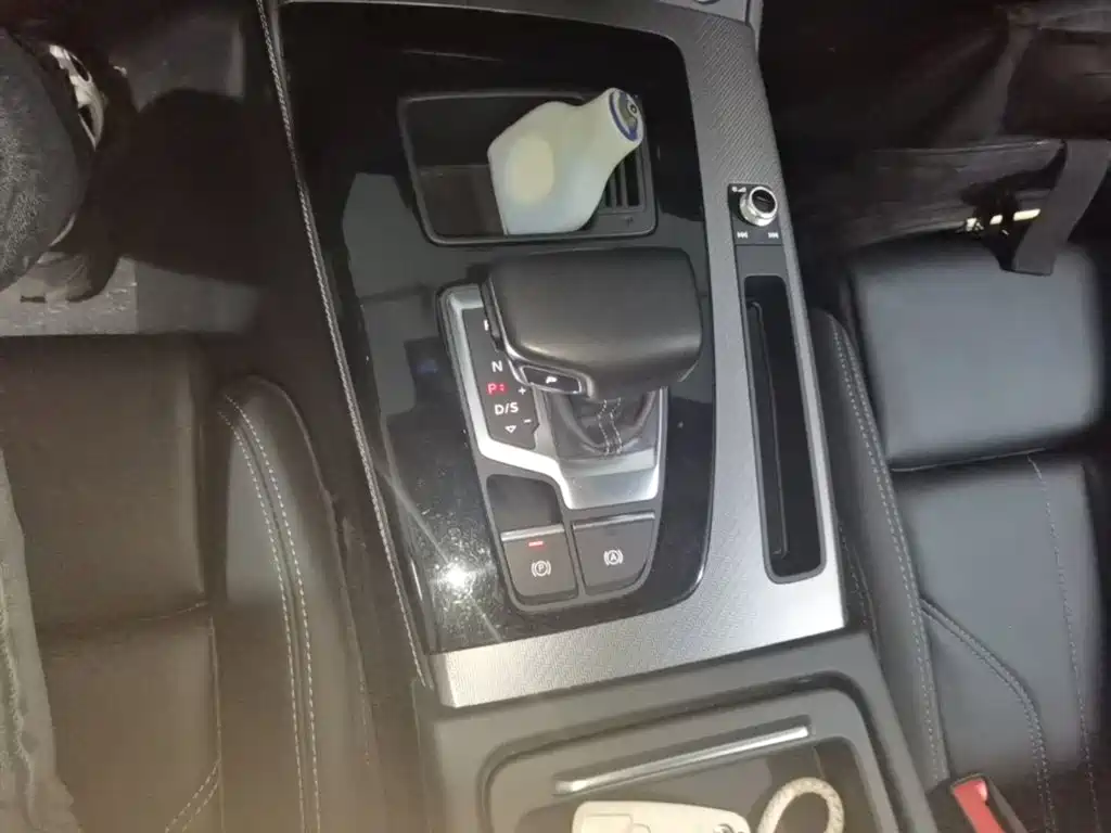 Audi Q5L — миниатюра 14