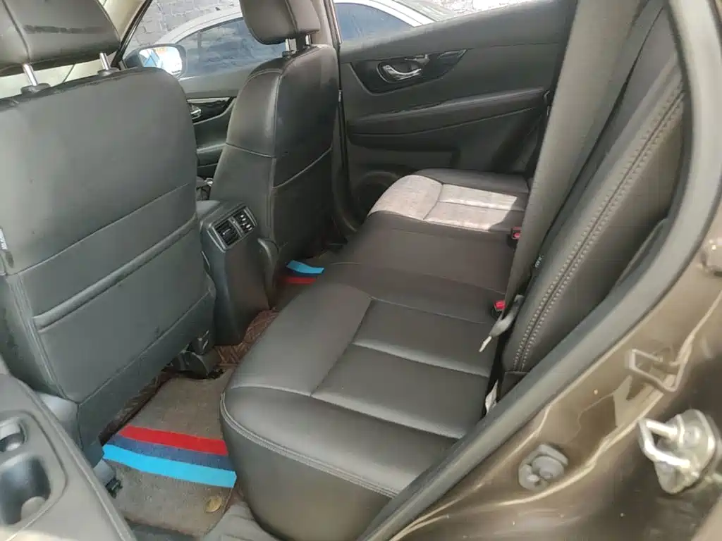 Nissan X-Trail — миниатюра 17