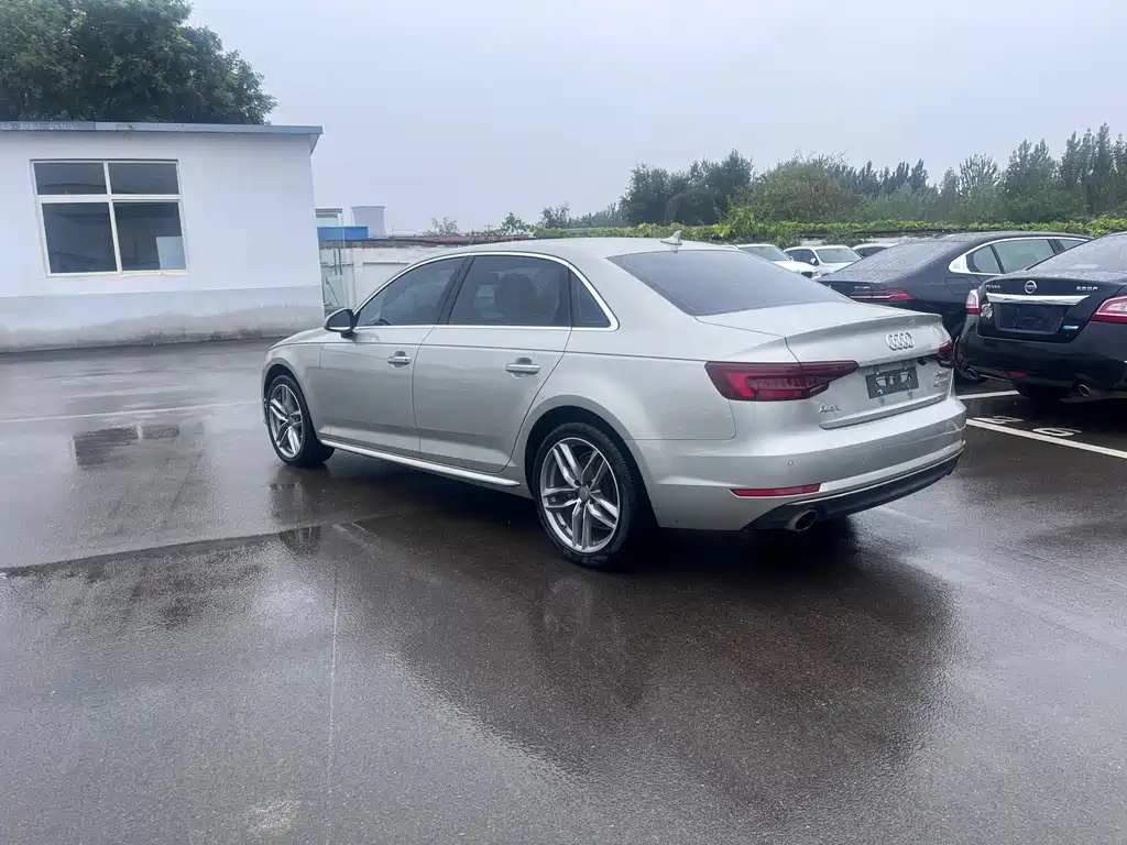 Audi A4L — миниатюра 4