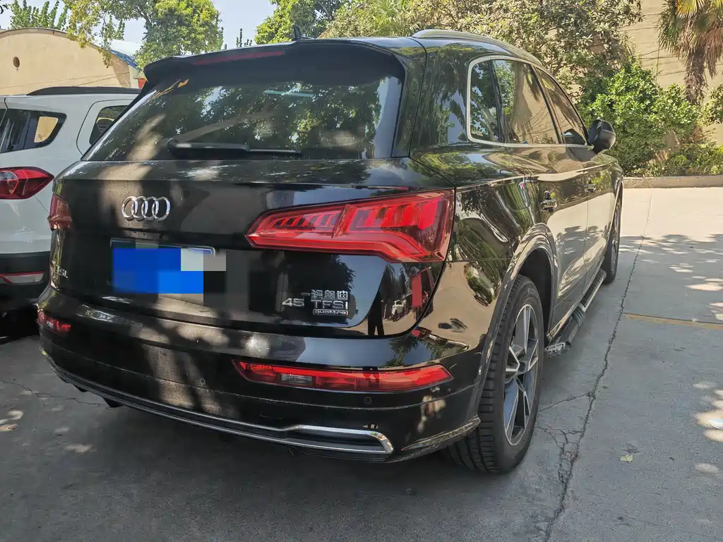 Audi Q5L — миниатюра 7