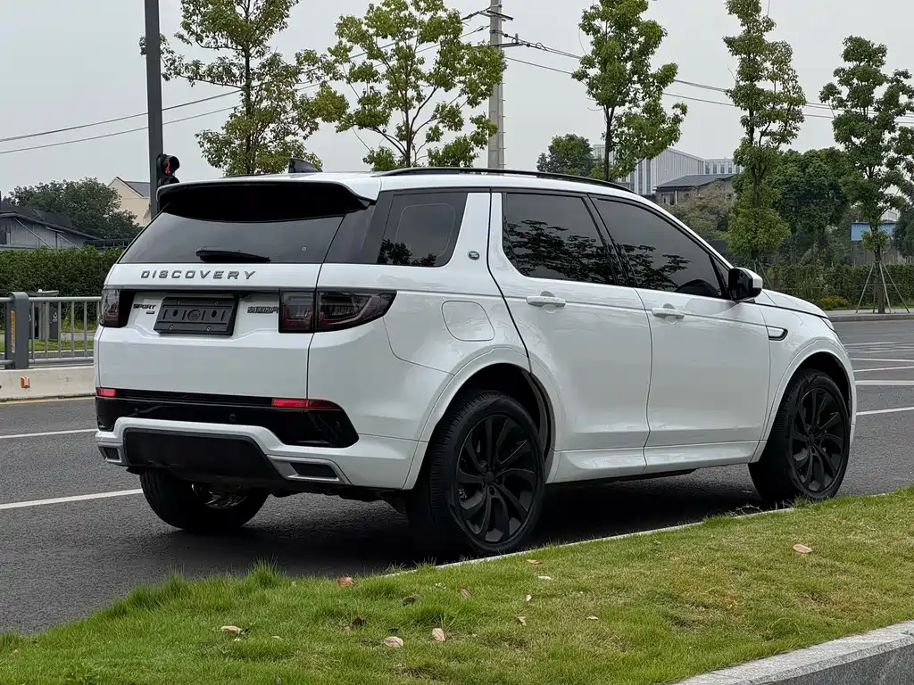 Land Rover Discovery Sport Hybrid — миниатюра 18