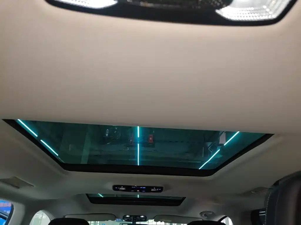 Roewe iMAX8 — миниатюра 18