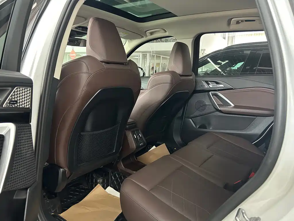 BMW X1 — миниатюра 5