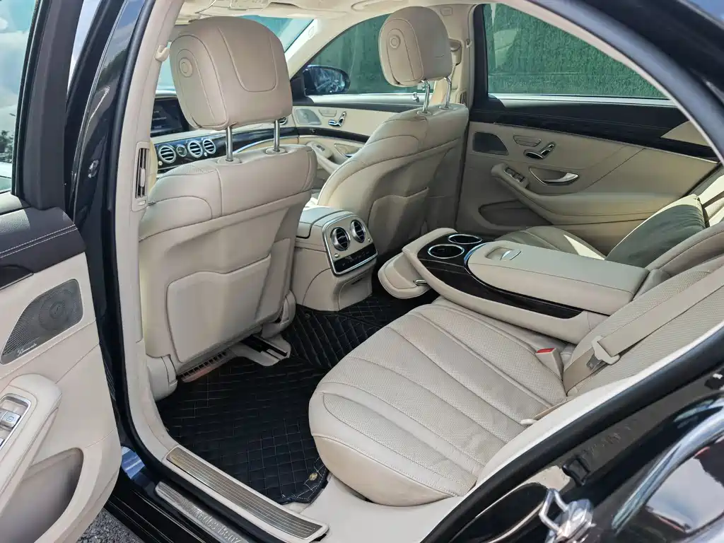 Mercedes-Benz S-Class — миниатюра 12
