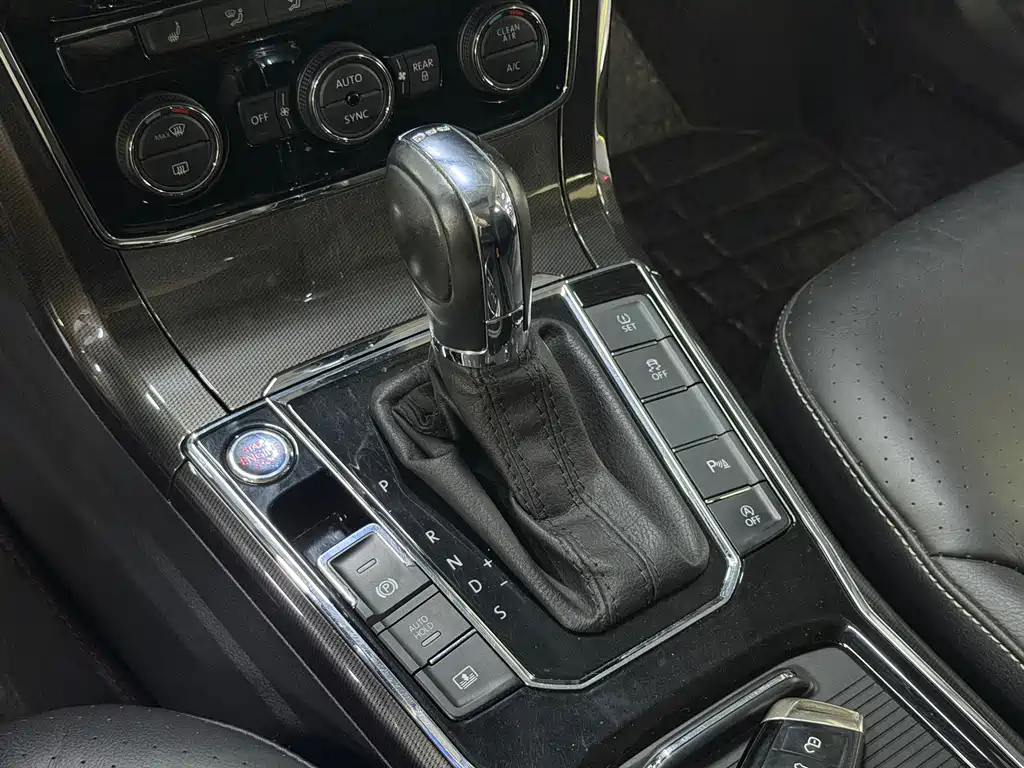 Volkswagen Passat — миниатюра 14