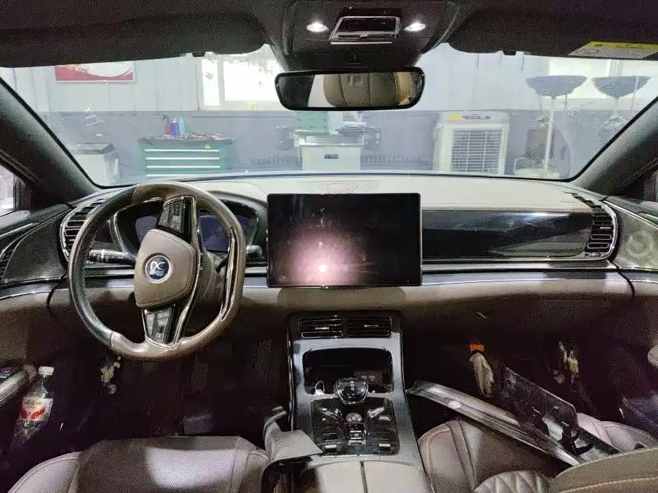 BYD Han — миниатюра 2