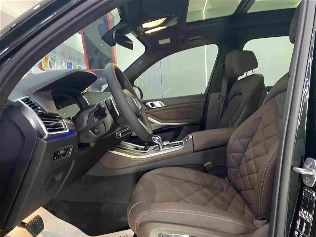 BMW X5 — миниатюра 7
