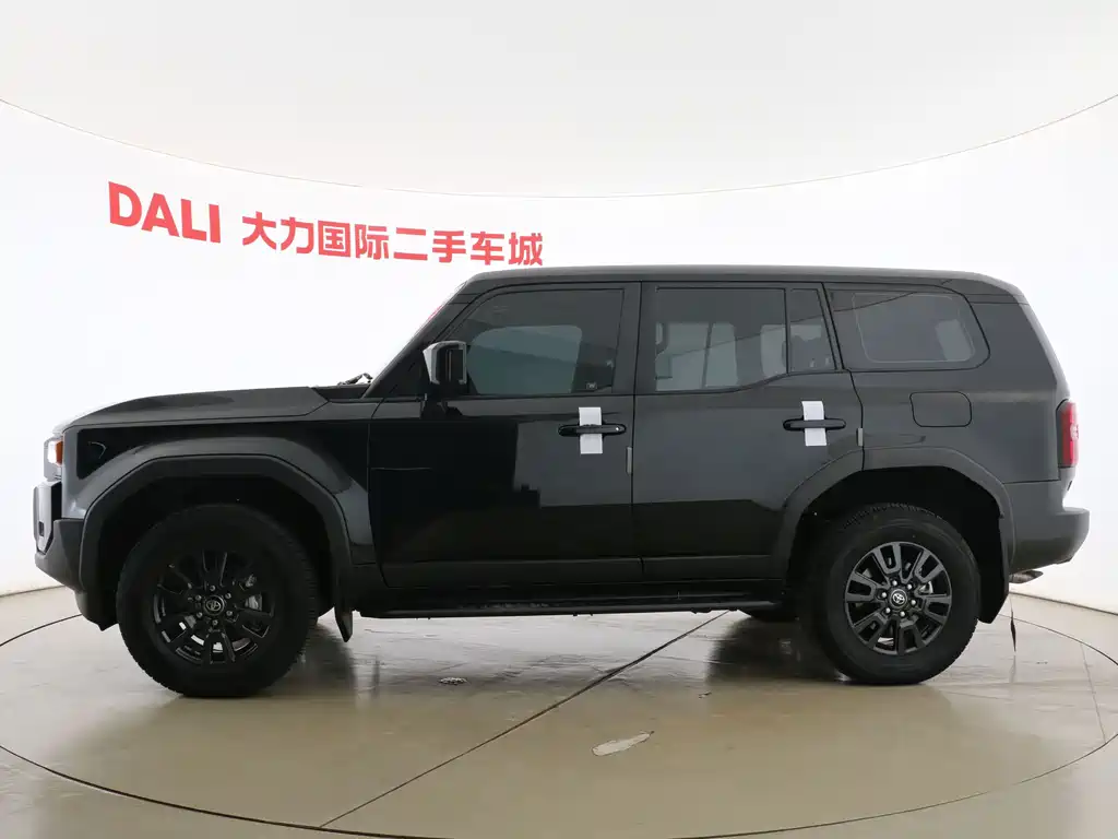 Toyota Prado — миниатюра 11