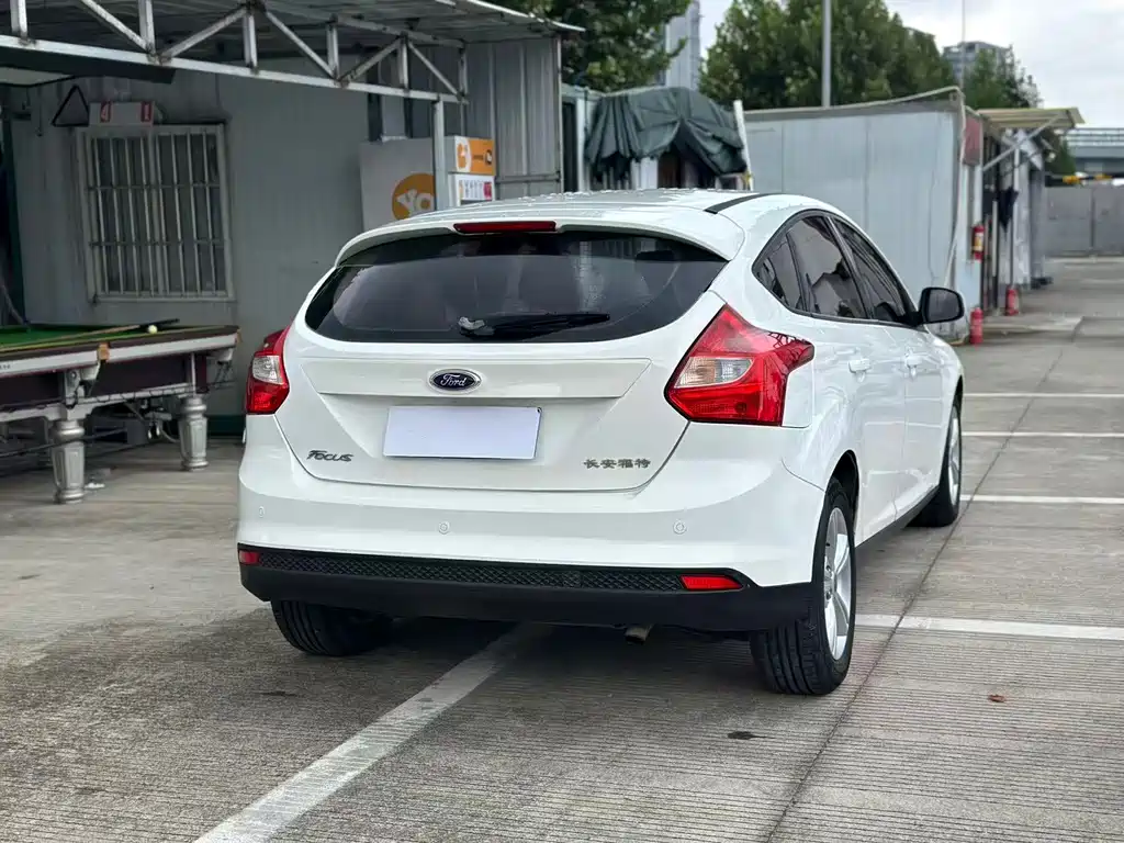 Ford Focus — миниатюра 9