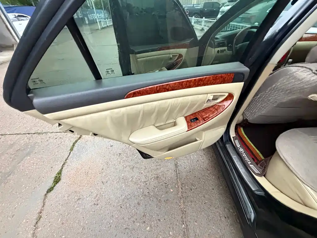 Toyota Crown 2007 2.5L Royal