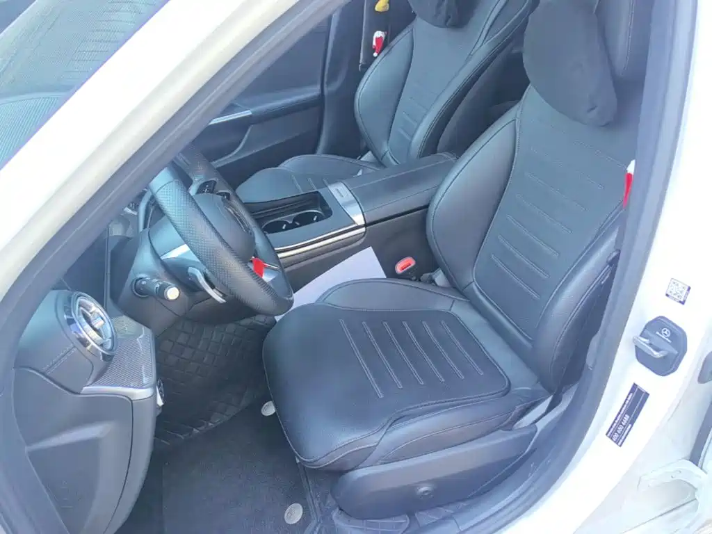 Mercedes-Benz C-Class — миниатюра 15