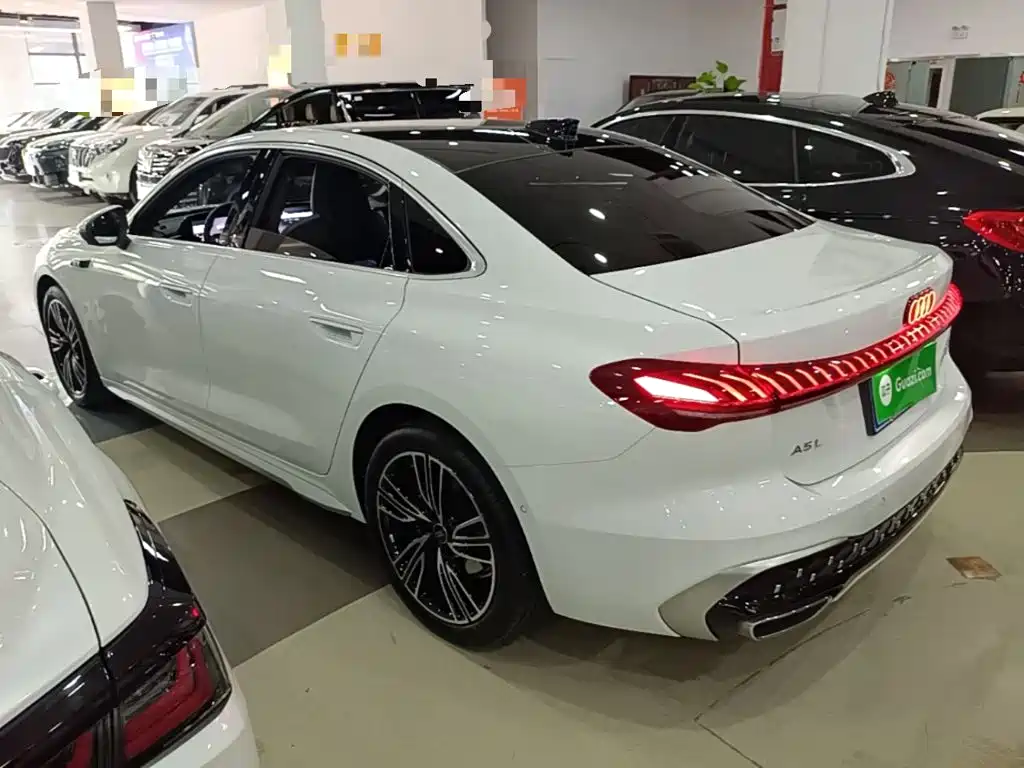 Audi A5L — миниатюра 5