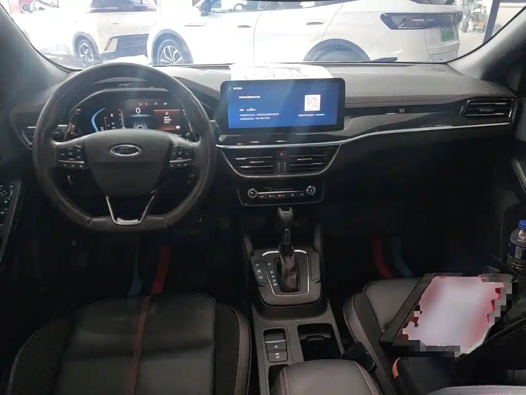 Ford Focus — миниатюра 10