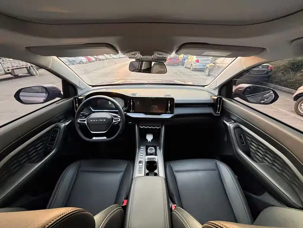 Wuling Xingyun — миниатюра 5