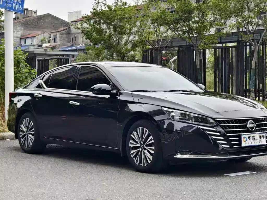 Nissan Teana — миниатюра 3