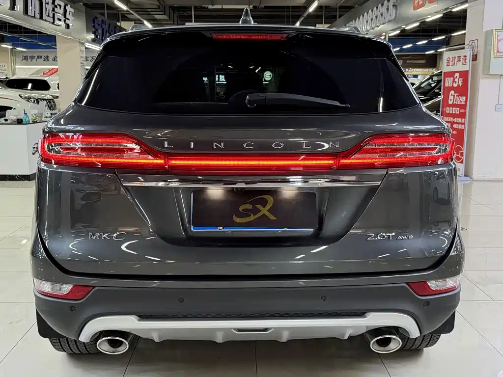 Lincoln MKC — миниатюра 5