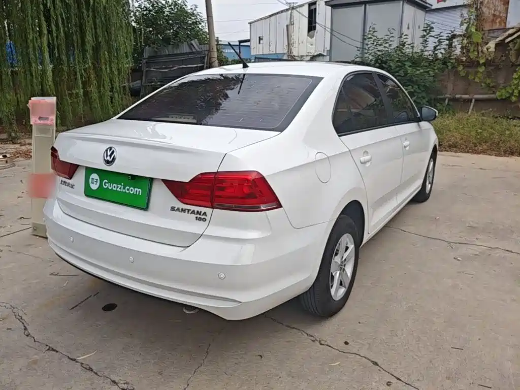 Volkswagen Santana — миниатюра 7