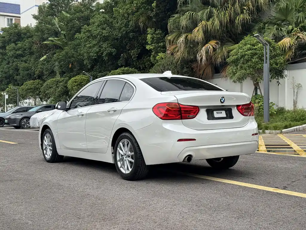 BMW 1 Series — миниатюра 6
