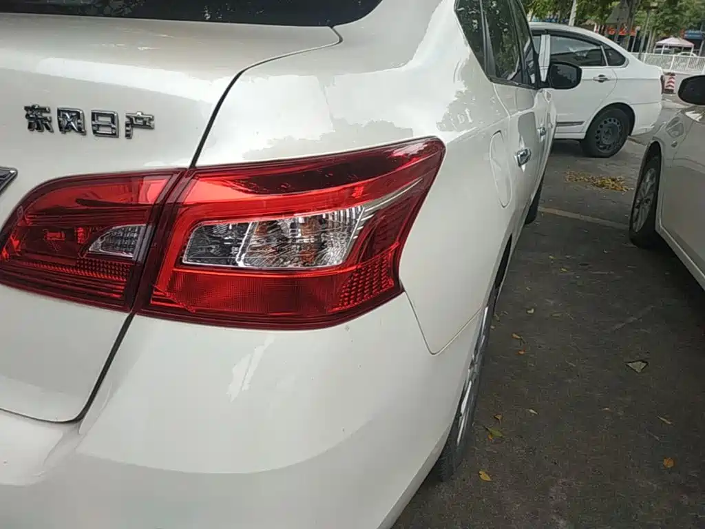Nissan Sylphy — миниатюра 8
