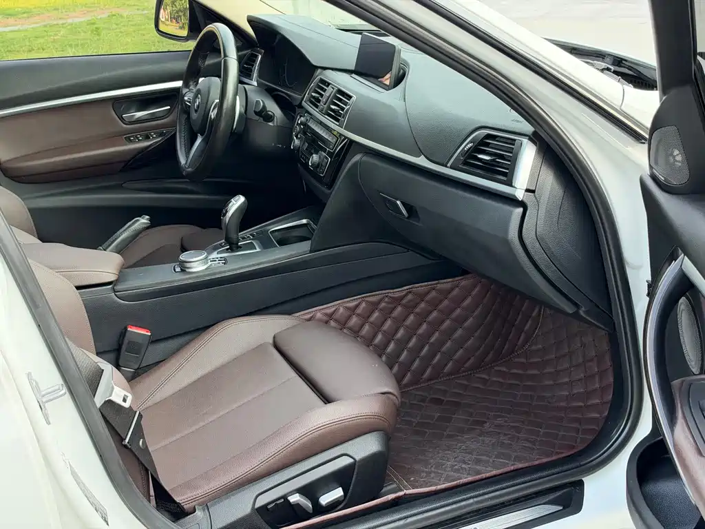 BMW 3 Series — миниатюра 16