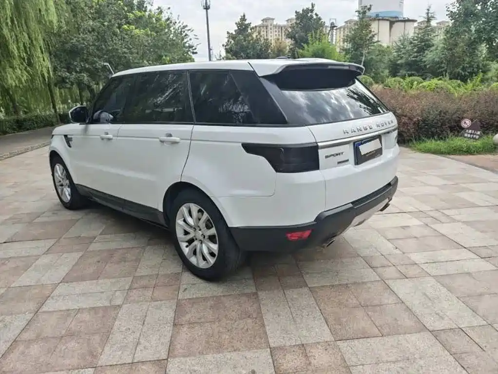 Land Rover Sport — миниатюра 7