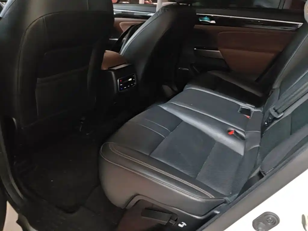 GAC Motor Trumpchi GS8 — миниатюра 17
