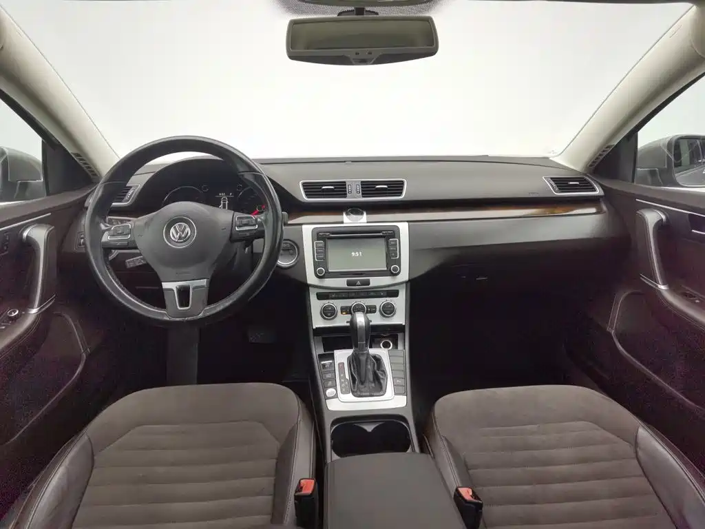 Volkswagen Magotan (Import) — миниатюра 5