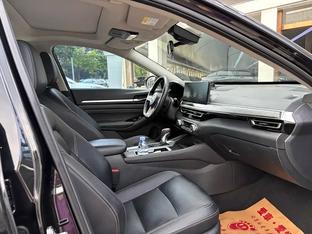 Nissan Teana — миниатюра 8