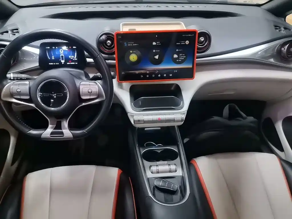 BYD Dolphin — миниатюра 10