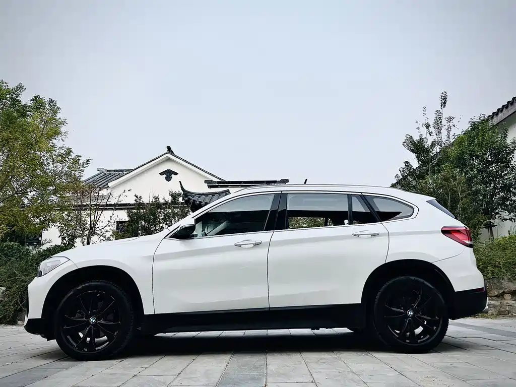 BMW X1 — миниатюра 7