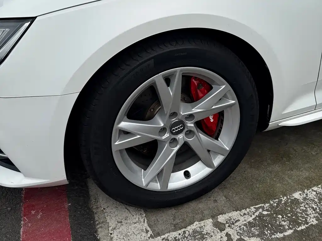 Audi A4L 2018 30 40 TFSI