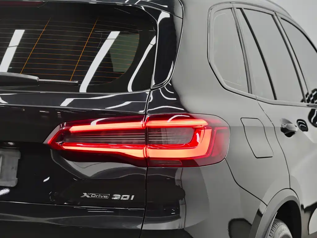 BMW X5 (Import) — миниатюра 33
