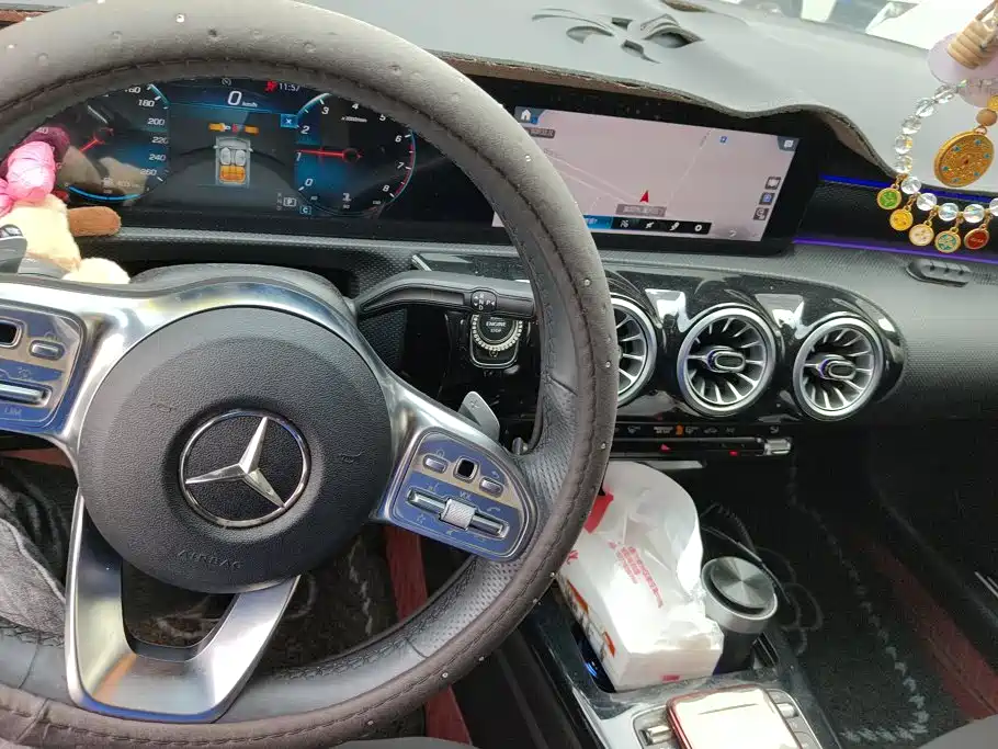 Mercedes-Benz A-Class — миниатюра 12