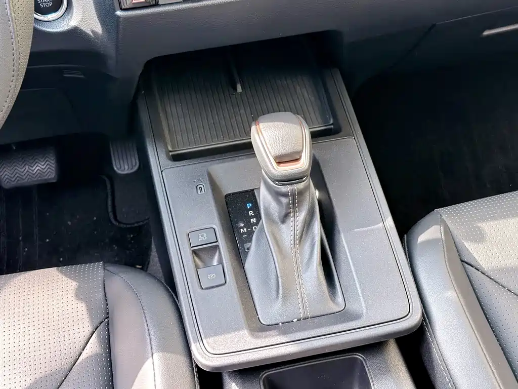 Toyota Corolla Cross — миниатюра 15