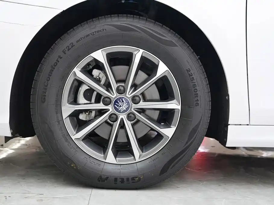 BYD Qin PLUS — миниатюра 5