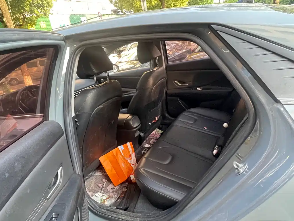 Hyundai Elantra 2021 1.5L CVT TOP Flagship