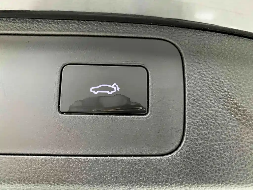 Geely Haoyue L — миниатюра 12