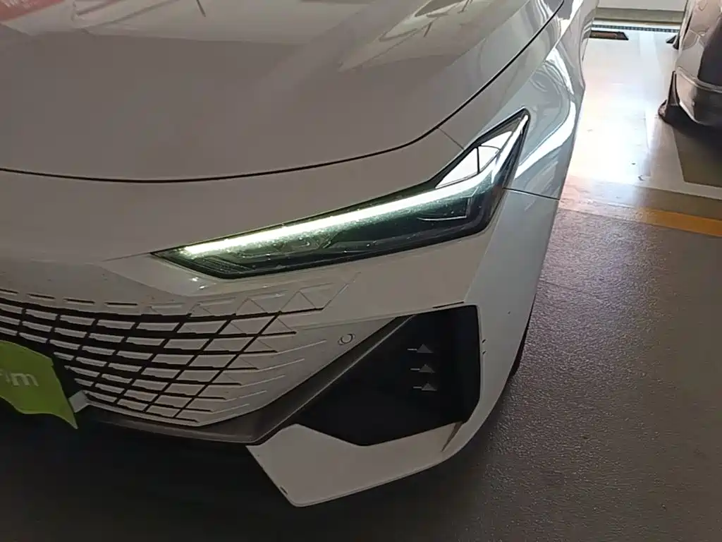 Changan UNI-V — миниатюра 24