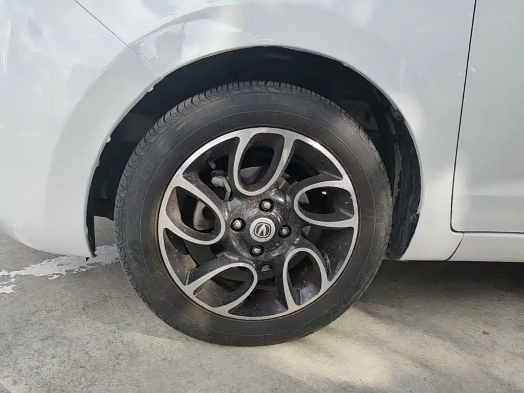 Changan BenBen — миниатюра 23
