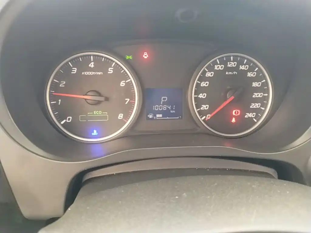 Mitsubishi Outlander — миниатюра 12