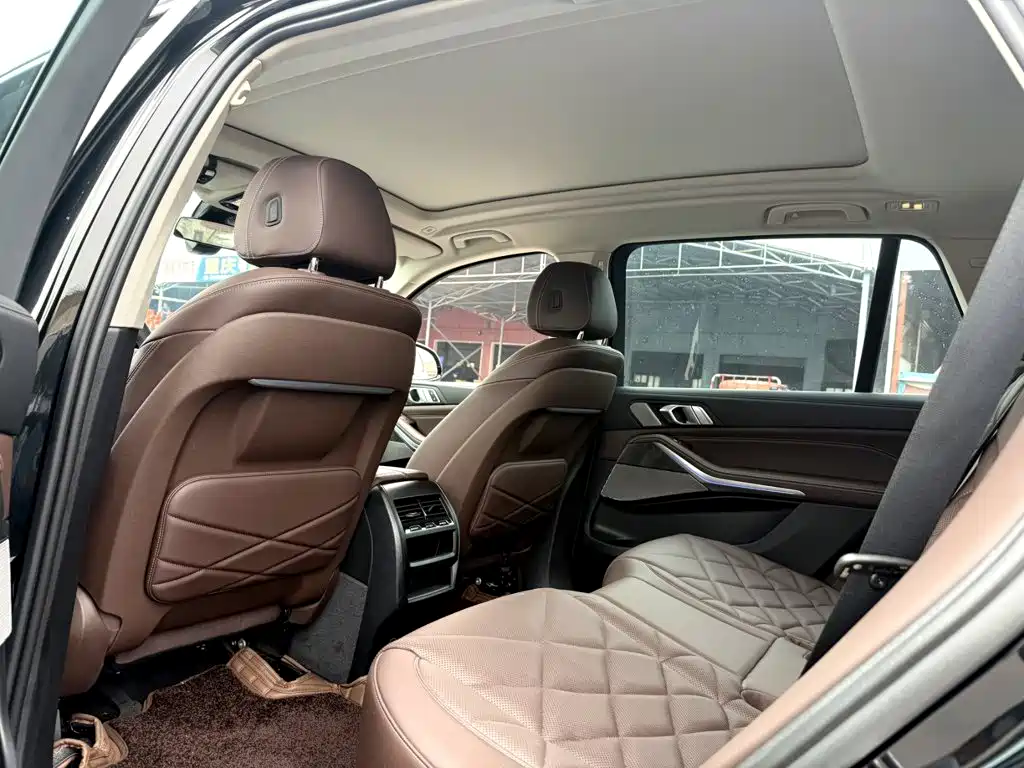 BMW X5 — миниатюра 9