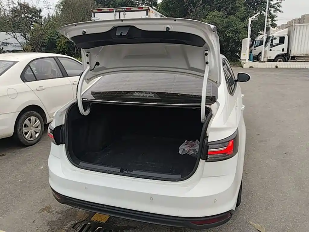 Volkswagen Lavida — миниатюра 19
